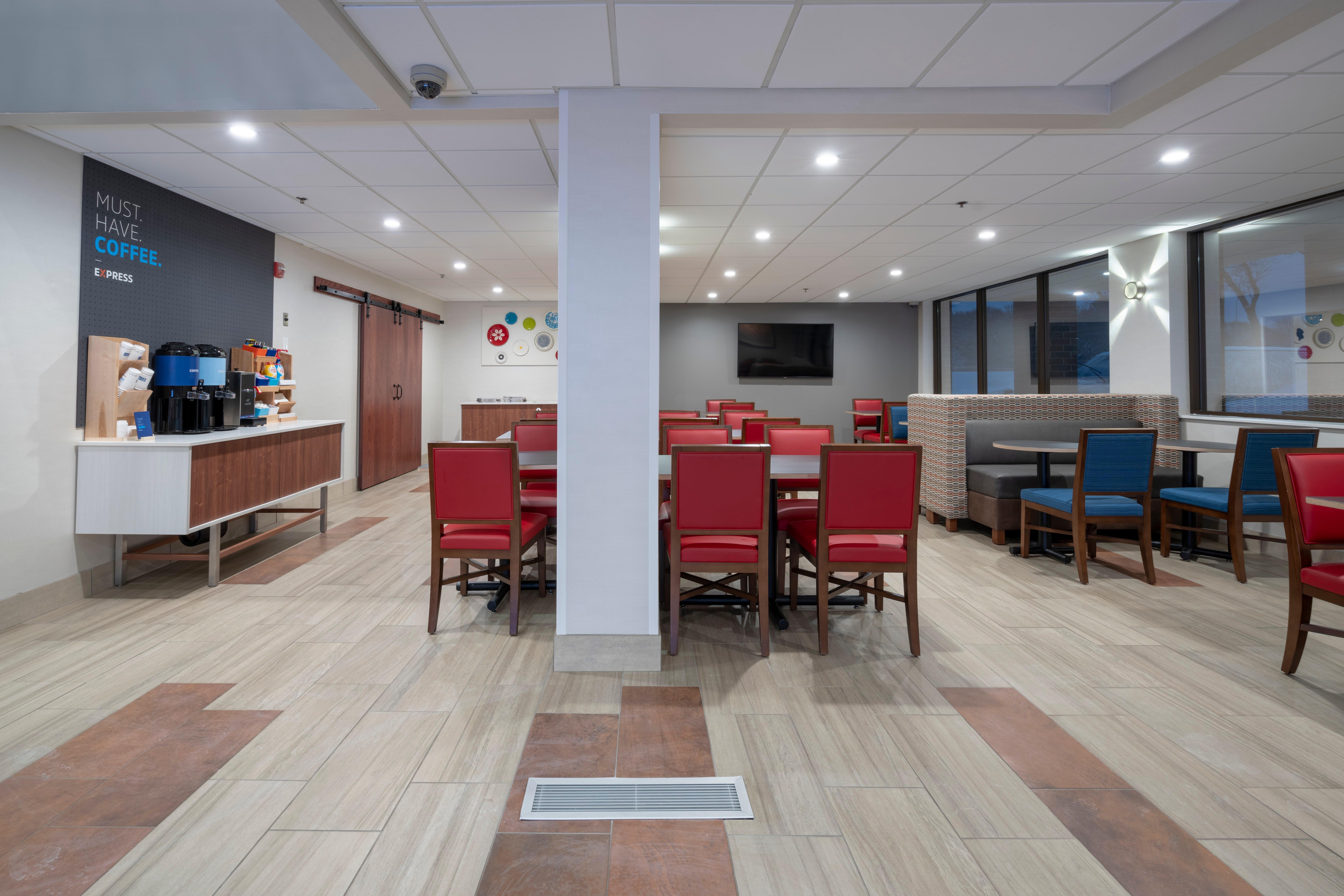 Holiday Inn Express Hotel & Suites Coon Rapids - Blaine Area By Ihg Экстерьер фото