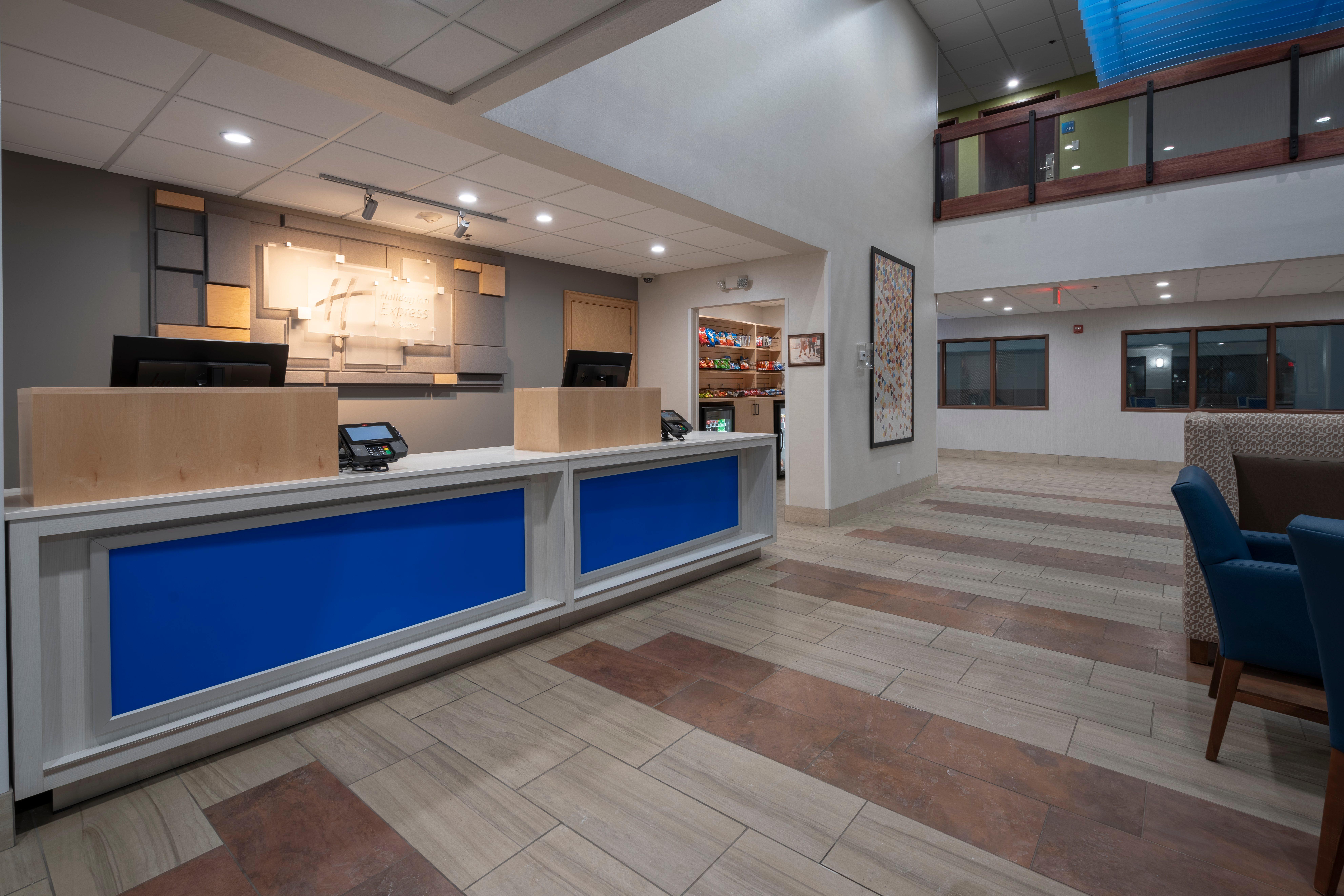 Holiday Inn Express Hotel & Suites Coon Rapids - Blaine Area By Ihg Экстерьер фото