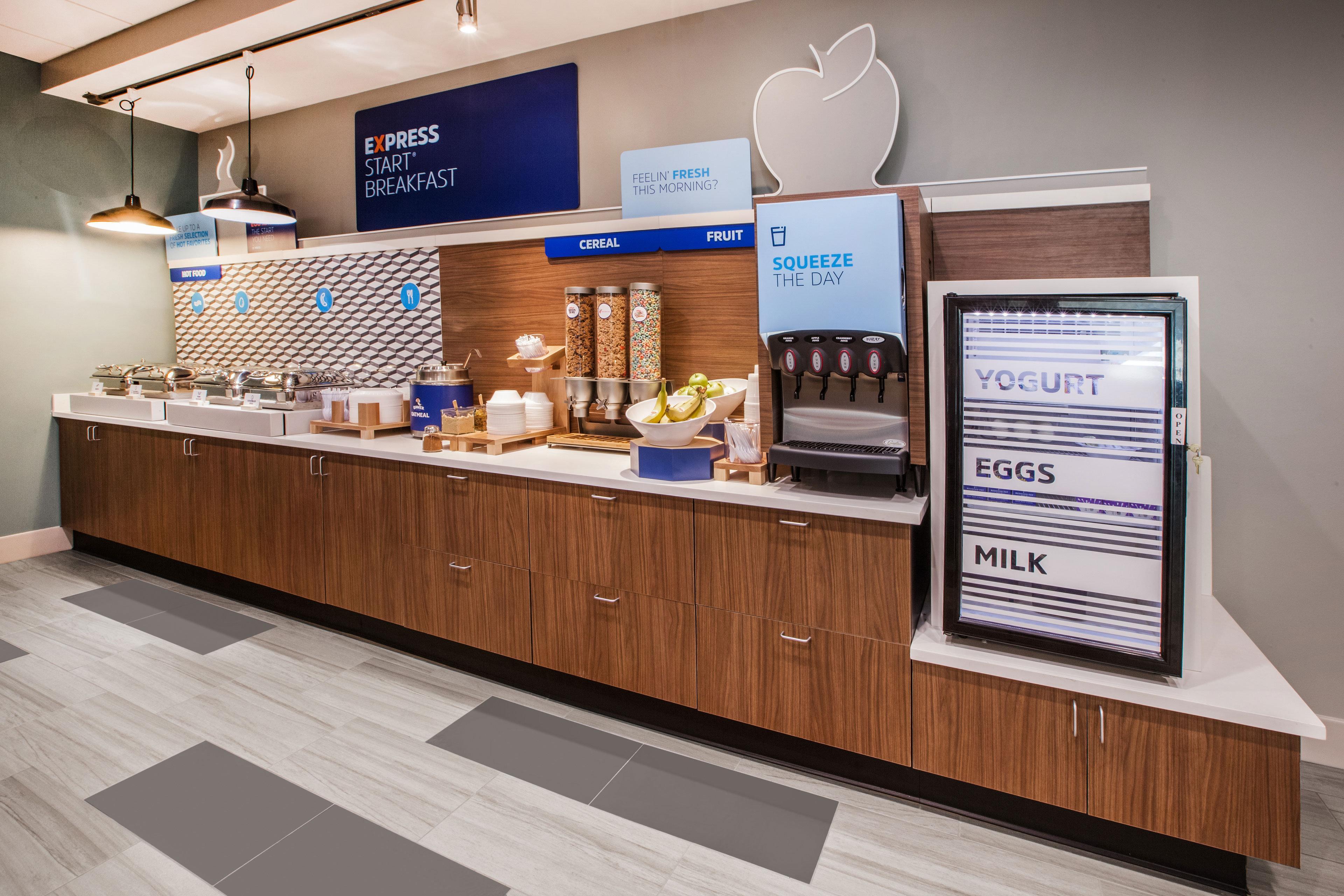 Holiday Inn Express Hotel & Suites Coon Rapids - Blaine Area By Ihg Экстерьер фото